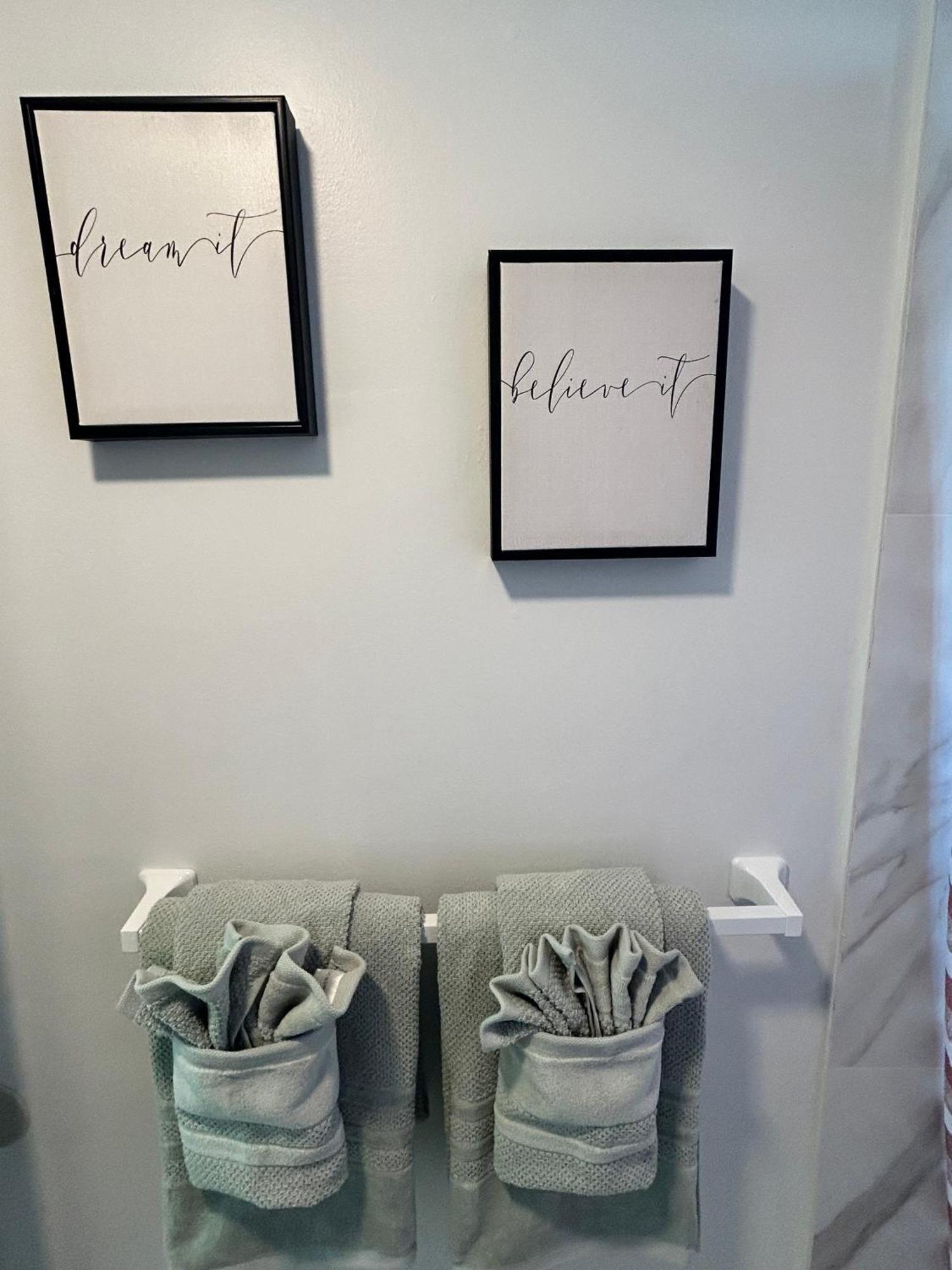 Apartment In Hollywood Close To Shops & Beach 110 Luaran gambar