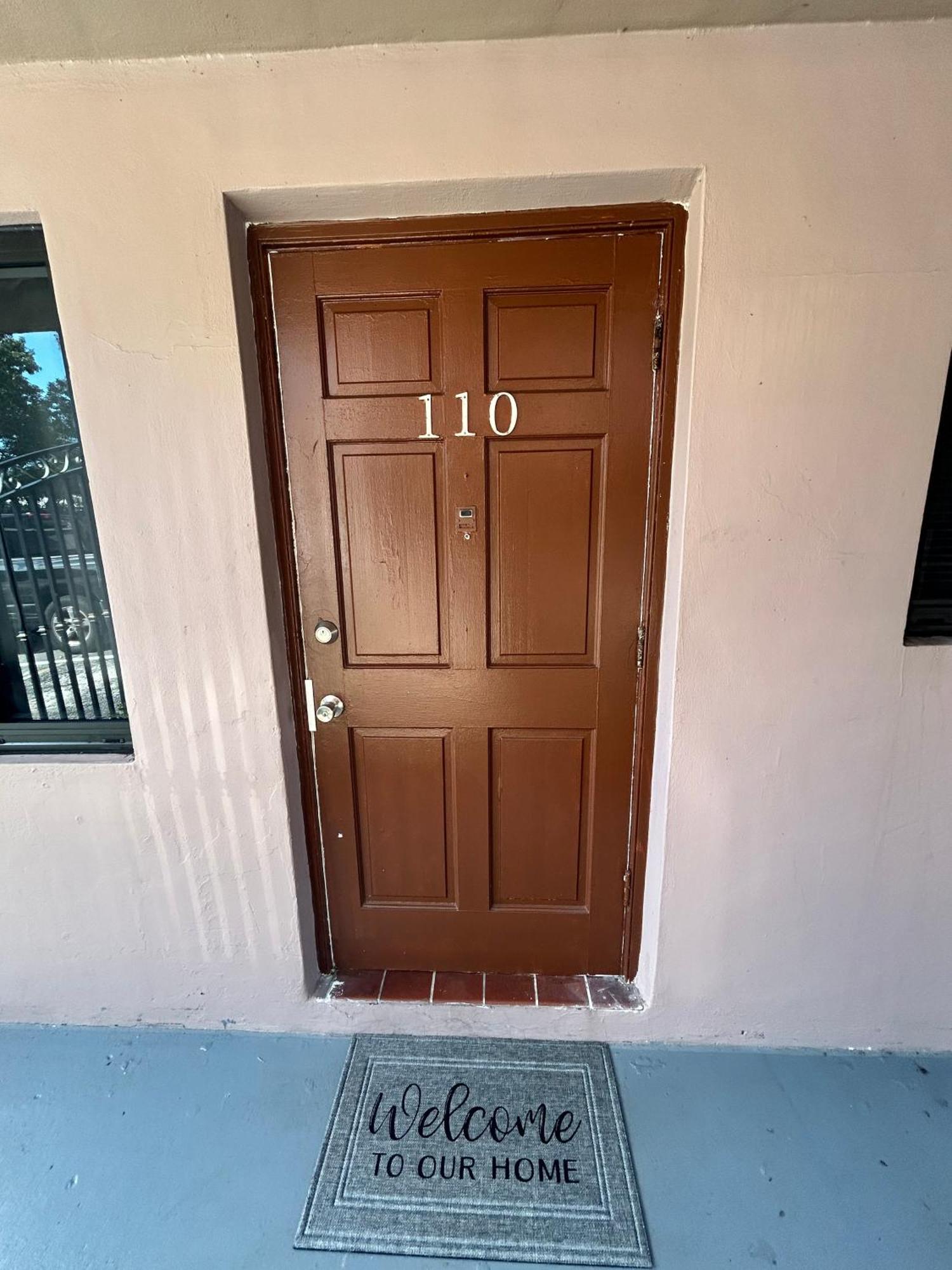 Apartment In Hollywood Close To Shops & Beach 110 Luaran gambar